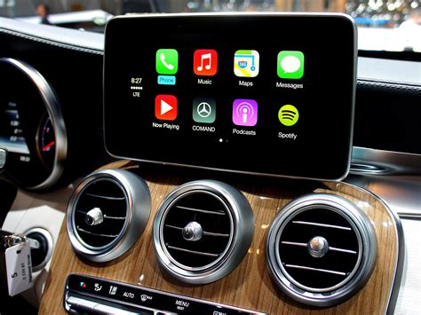 apple carplay eyes dashboard domination    cars   autoevolution
