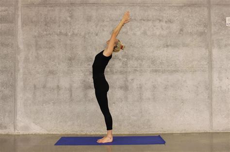 8 quick yoga exercises you can do to relieve stress at home