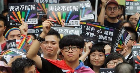 taiwan legalises same sex marriages first country in asia