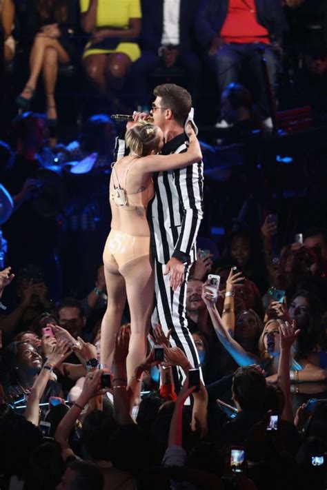 miley cyrus pictures hot vma 2013 mtv performance 22 gotceleb
