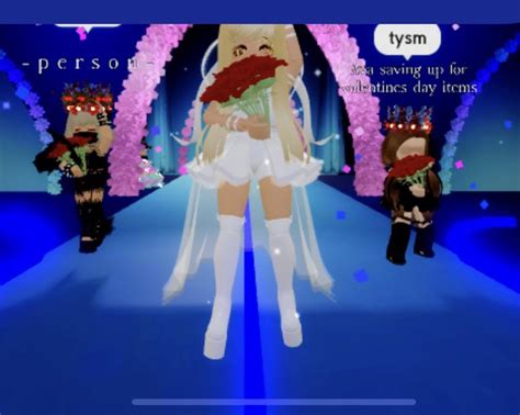 Why Do I Have Them Bumps On My Face Royalehigh Roblox Vrogue