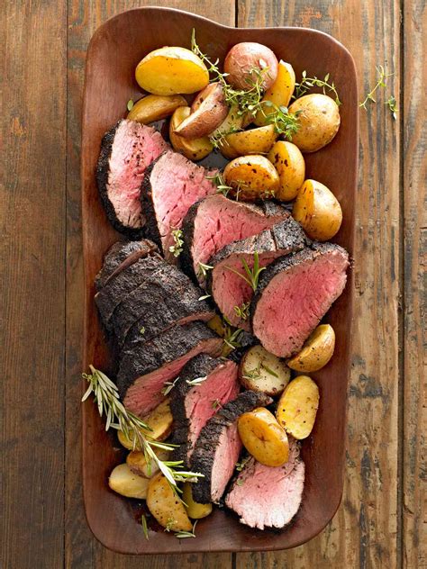 cook beef tenderloin  homes gardens