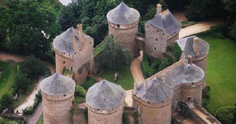 restauration du chateau de lassay
