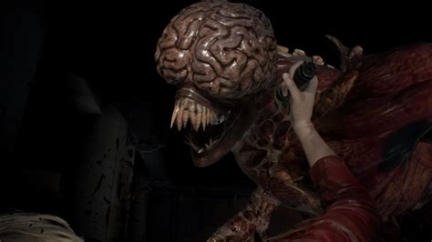 resident evil 2 lickers guide how to kill and avoid lickers