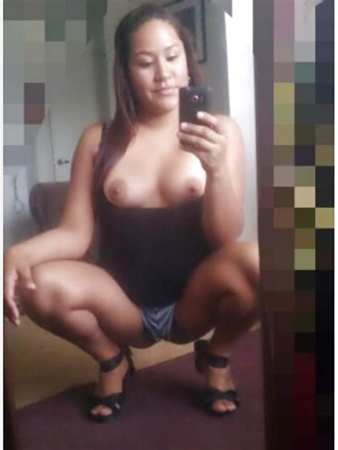 latina nudes and selfies 23 pics