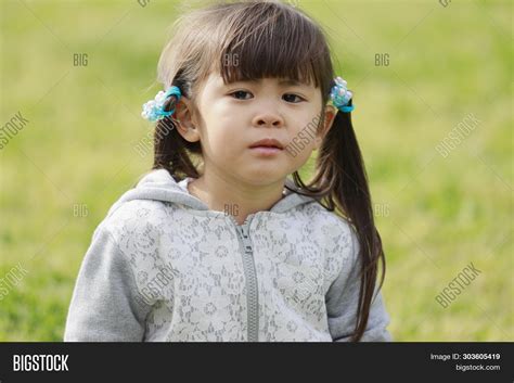 Crying Japanese Girl – Telegraph