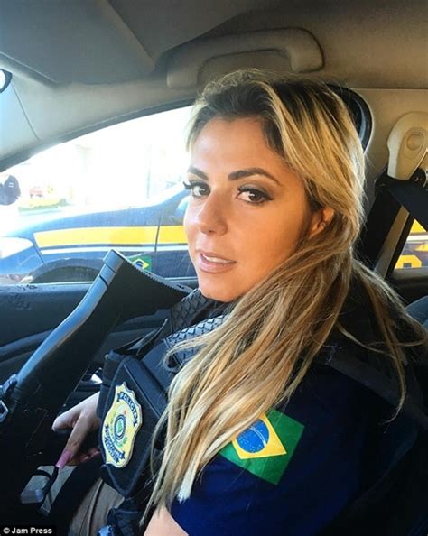 World S Sexiest Cop Brazilian Policewoman Arrests