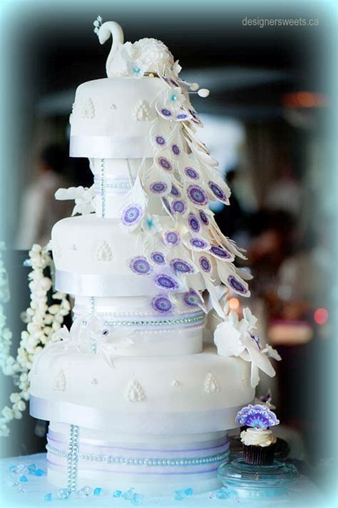 Peacock Wedding Cake Decorated Cake By Designersweets Cakesdecor