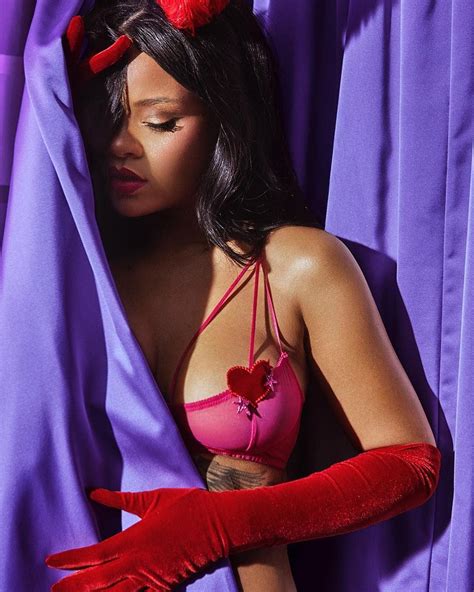 rihanna demonstrates her brand of lingerie thefappening cc