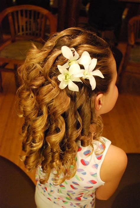42 gorgeous flower hairstyles for girls to copy now flower girl