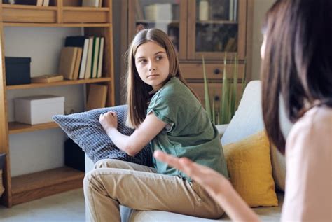 mom blown away by stepdaughter s reason for refusing to do chores ‘she