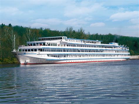 uniworld river cruises river victoria cruise ship cruiseable