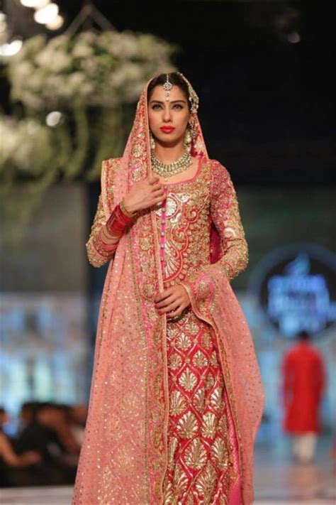 Best And Popular Top 10 Pakistani Bridal Dress Designers Hit List 2020