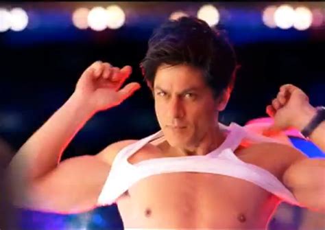 hot body shirtless indian bollywood model and actor shahrukh khan