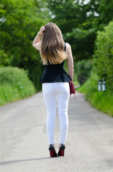 tight white skinny jeans butt behind ass raindrops of