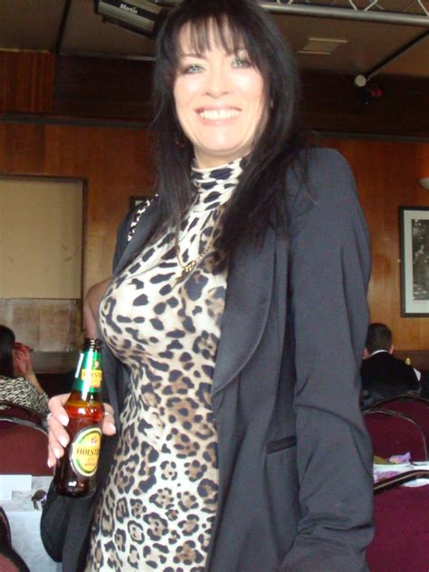 Lesleycougar 49 From Plymouth Is A Local Milf Looking