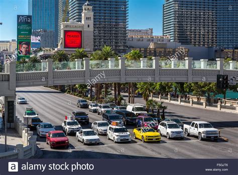Las Vegas Nevada Pedestrian Overpass On The Strip Las