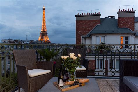 eiffel tower apartment  paris