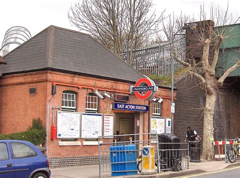 east acton underground station hammersmith and fulham 1920 structurae