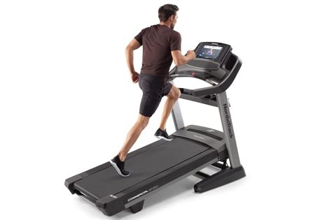 Commercial 2450 Treadmill Nordictrack