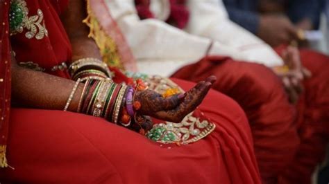Pakistan Court Outlaws Virginity Tests Bbc News