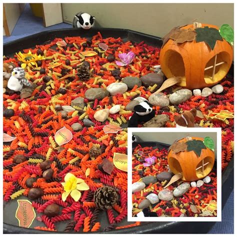 eyfs autumn smallworld tuff tray autumn activities  kids autumn