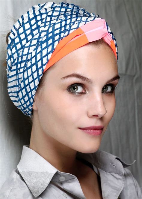 top hair trends spring    dressed mane  turban   making  slow  steady