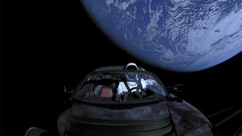 Spacex Falcon Heavy Launch Why Did Spacex Launch A Tesla Car