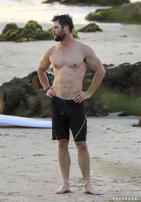 Chris Hemsworth Shirtless Pictures Popsugar Celebrity Photo 18