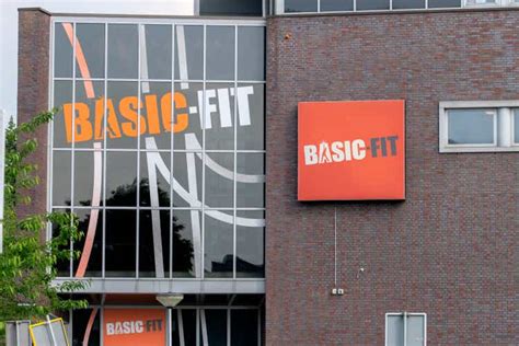 basic fit stock europes largest fitness chain otcmktsbsfff seeking alpha
