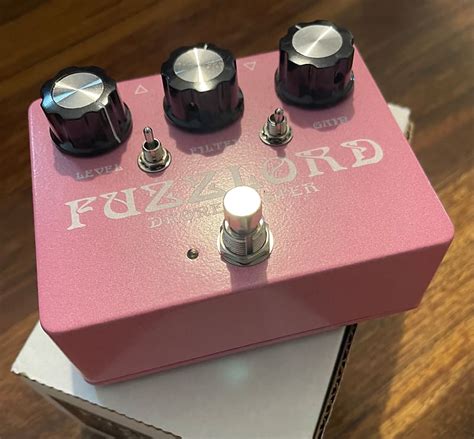 fuzzlord effects drone master reverb australia