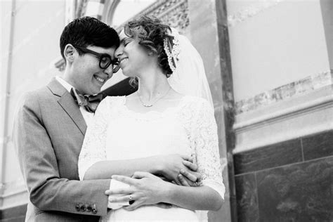 how this jewish couple balances their queer identity with faith huffpost