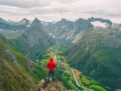 hikes  norway  experience hand luggage  travel