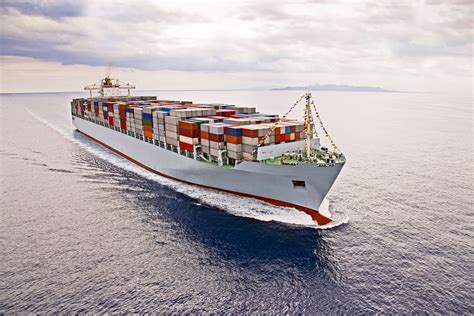 preparing  goods  ocean freight world cargo international shipping freight forwarders