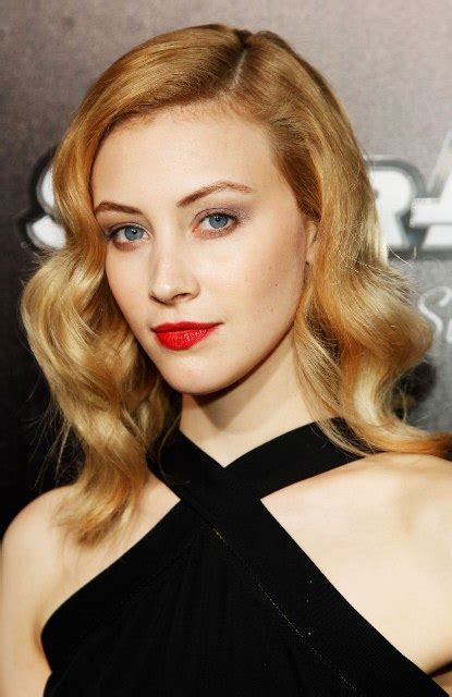 Sarah Gadon Bra Size Age Weight Height Measurements