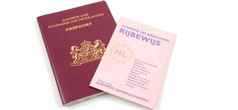reisdocumenten zwitserland paspoort id rijbewijs
