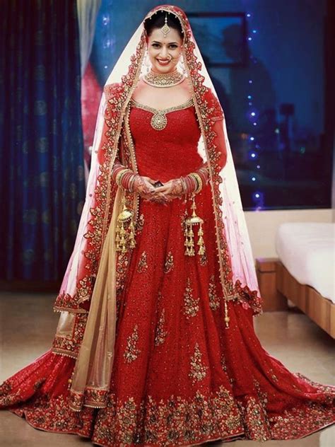 Traditional Indian Muslim Wedding Dress In Red Tone Di 2020 Pengantin