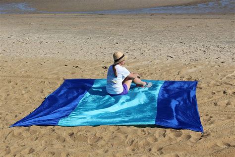sand proof beach blanket cool beach gadgets popsugar smart living