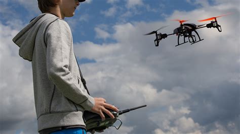 job learn   fly  drone cgtn