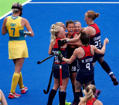 with a trick play u s women s field hockey pulls off a second upset