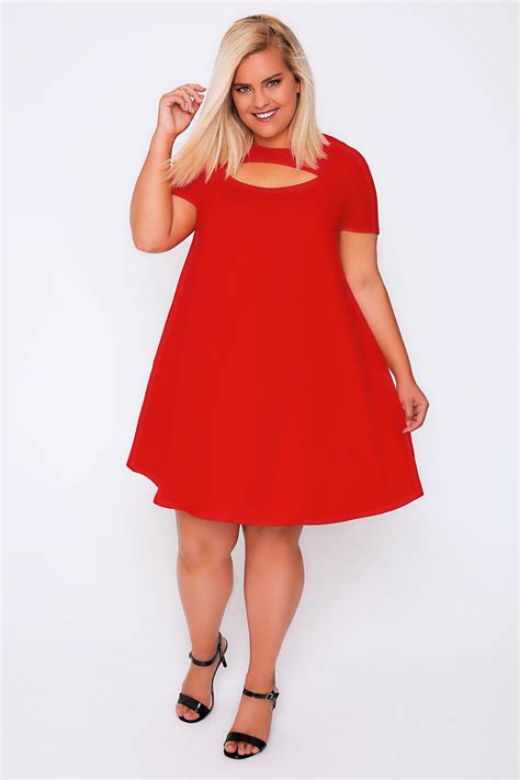 Red Short Sleeved Swing Dress With Cut Out Detail Plus