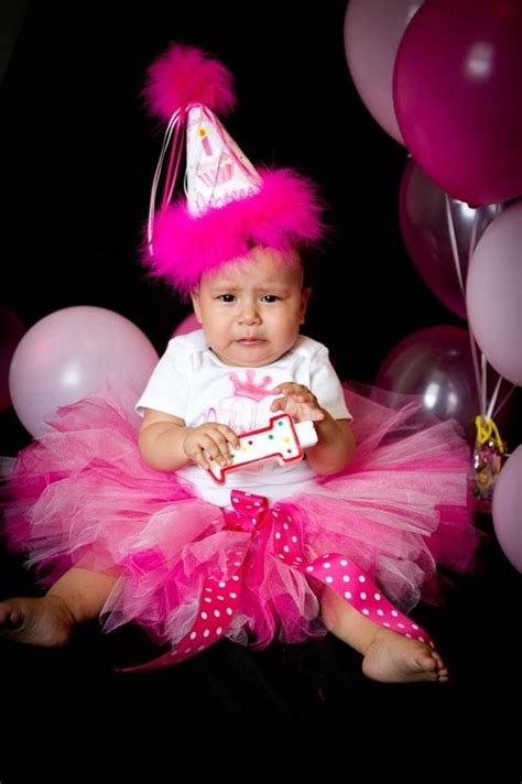 my daughter s first birthday picture she came out soo cute first