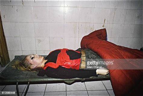 woman morgue photos et images de collection getty images