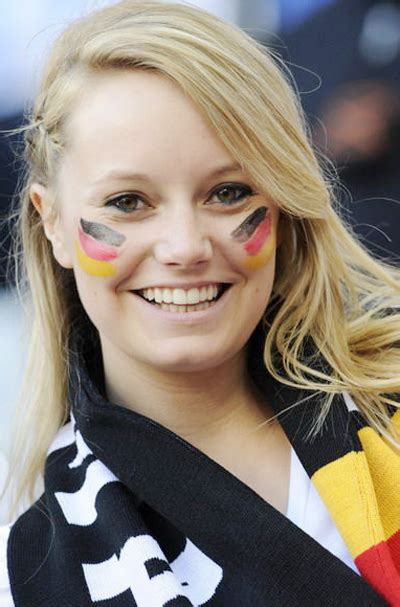 Beauty And Secret World Cup 2010 German Hot Girl Football Fans In