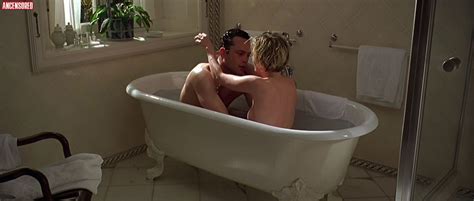 Naked Anne Heche In Return To Paradise