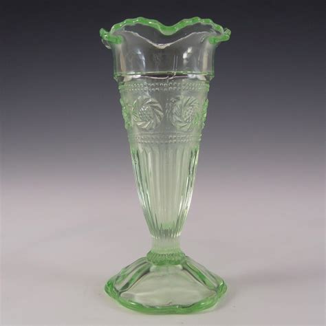 Bagley 1930 S Art Deco Green Glass Katherine Vase £23 75