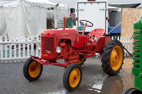 categorymassey harris tractors wikimedia commons tracteur agricole vieux tracteur tracteur