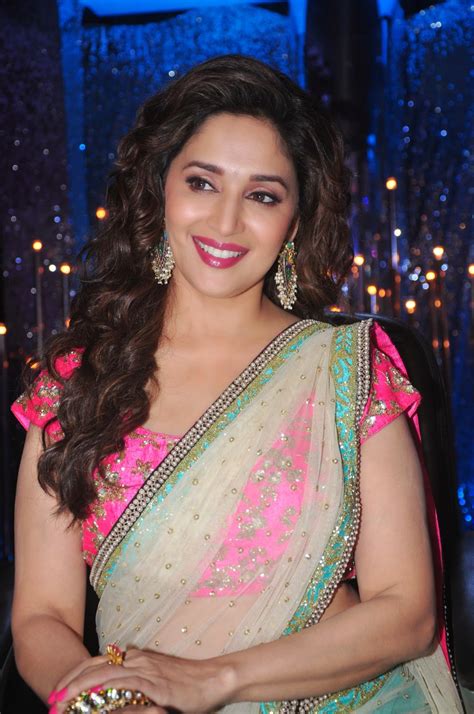 high quality bollywood celebrity pictures madhuri dixit looks