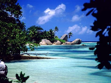 Romantic Getaways The World S Top Ten Most Beautiful Islands