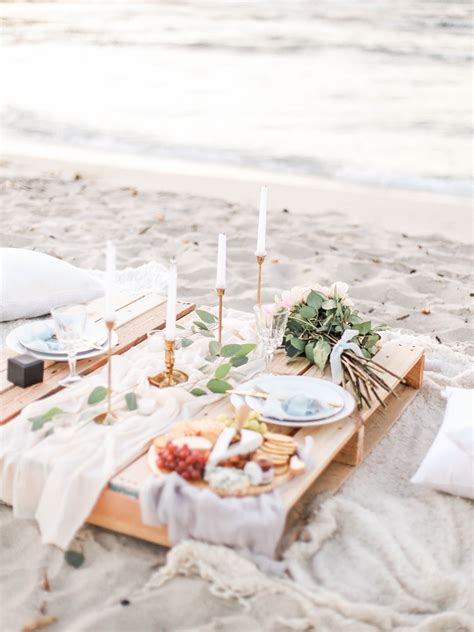 romantic beach picnic simple set    sea beach picnic